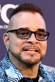 Photo of Sinbad as Myron Larabee