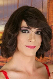 Photo of Nina Lawless