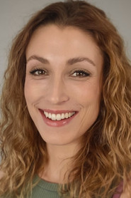 Photo of Lena Steisslinger as Sina