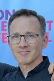 Photo of Vince Hobart Smith as Coy
