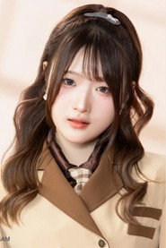 Photo of Kitchaya Udomboondee as Mona