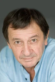 Photo of David Calderisi as Dr. Lew Lanigan