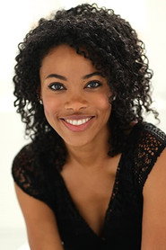 Photo of Narci Regina as Maddie Martinez