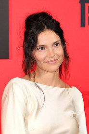 Photo of Inde Navarrette as Nikki Freeman
