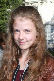 Photo of Sina Michel as Mia Storstein