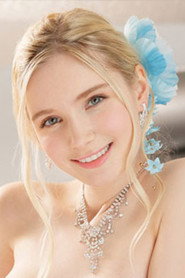 Photo of Lily Hart
