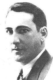 Photo of Pedro Larrañaga as Juan de Castilla