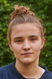 Photo of Tessa Van den Broeck as Julie