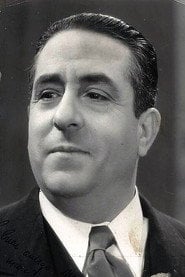 Photo of Luis Villasiul