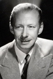 Photo of Ray Noble as Self (as Ray Noble and Orchestra)