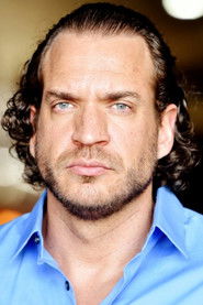 Photo of Owen Harn as Detective Mike Castro