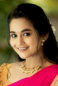 Photo of Kaavya Arivumani as Hema