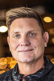 Photo of Kurt Darren as Xander van der Kloof