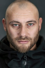 Photo of Dean Morris as Grant