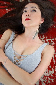 Photo of Emily Piggford as Delilah Knoll
