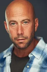Photo of Aaron Berg as Skullet