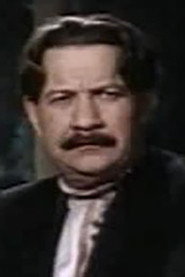 Photo of Georgy Ivanov as Gordey Semyonovich Tyavkalo, farm manager