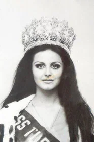 Photo of Asuman Tuğberk as The Woman