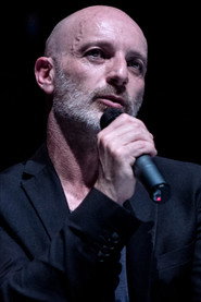 Photo of Roberto Latini as Pericle