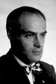 Photo of Robert Weil as Carl