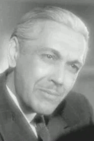 Photo of Manuel Arvide as Ricardo Galván