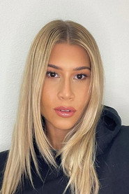 Photo of Alexandra Nair as Lexy Nair