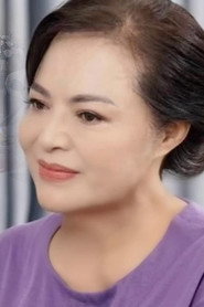 Photo of Phương Lâm as Lâm’s wife