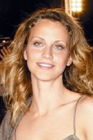 Photo of Sofia Chrysohoidou as Apostolia