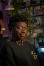 Photo of Larissa Oliveira as Bartender