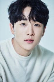 Photo of Yoon Woo as Choi Do-cheol