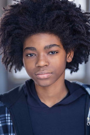 Photo of Shamori Washington as Roni Jr