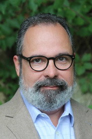 Photo of Patrick Rivière as Curtis Johnson