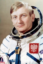 Photo of Mirosław Hermaszewski as Self