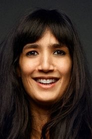 Photo of Caroline Guiela Nguyen as Loubna