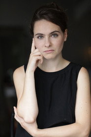 Photo of Julie Cléry as Théa