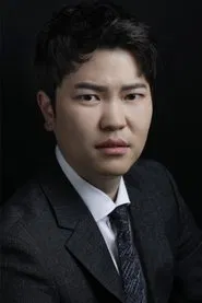 Photo of Kim Eun-soo as Jong-deok