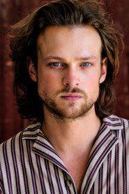 Photo of Max Gray Wilbur as Gareth