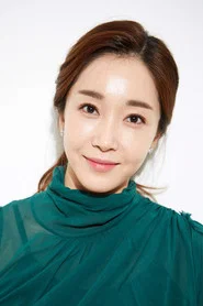 Photo of Oh Yu-na as Bae Yi-Kyung