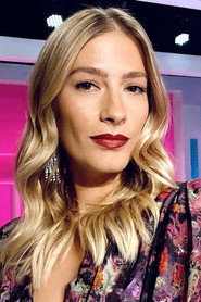 Photo of Ismini Papavlasopoulou as Self