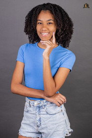 Photo of Milena Pinheiro as Rebeca