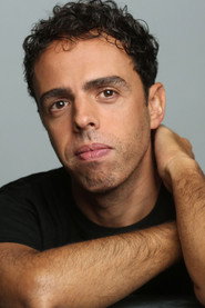 Photo of Javier Muga as Carlos