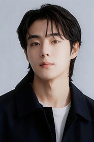 Photo of Yoo Jung-hoo as Park Jun