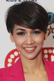 Photo of Kamidia Radisti as Mayang