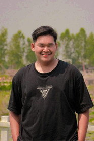 Photo of ภิญโญ ผิวจันทร์ as เพื่อนตัวร้าย