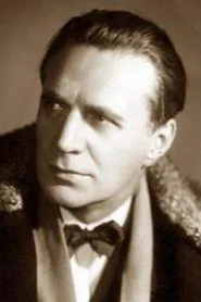 Photo of Ivan Bersenev as Pavel