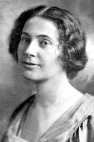 Photo of Else Heims as Frau Goldschneider