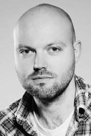 Photo of Oliver Price as Self - Host