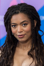 Photo of Jaz Sinclair as Marie Moreau
