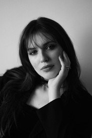 Photo of Bella Bauer as Freira Madalena