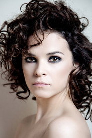 Photo of Maxine Kazis as Sanna Wagner